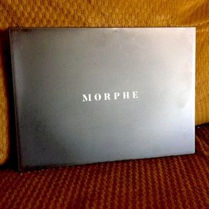 Morphe Artistry Palette in 35F - Fall Into Frost